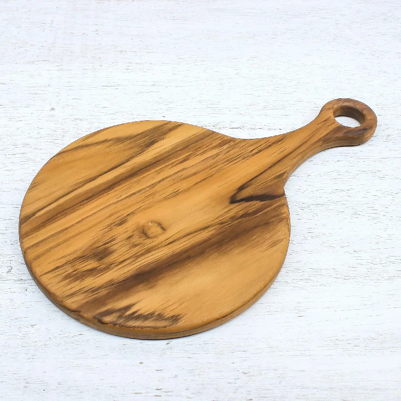 Circular Teak Wood Cutting Board Crafted in Thailand - Cook with Passion