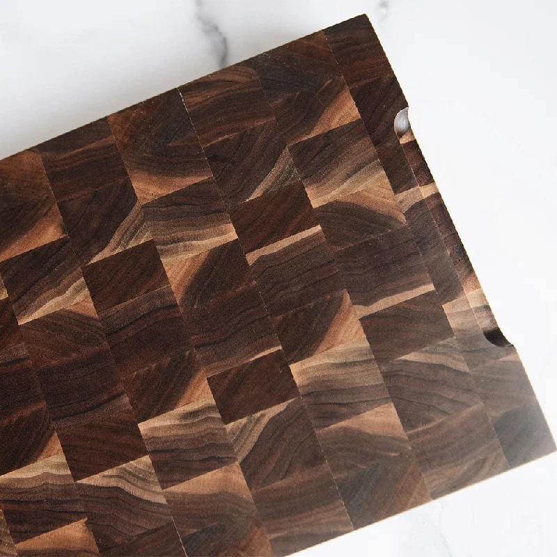 Walnut End Grain Cutting Board